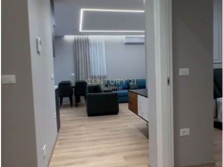Apartament 1+1 per qira tek Foleja e Gjelber!