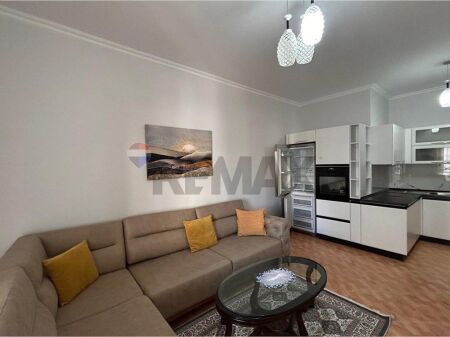 🏡 APPARTAMENTO 2+1+2 IN AFFITTO A LUNGO TERMINE – VLORË!