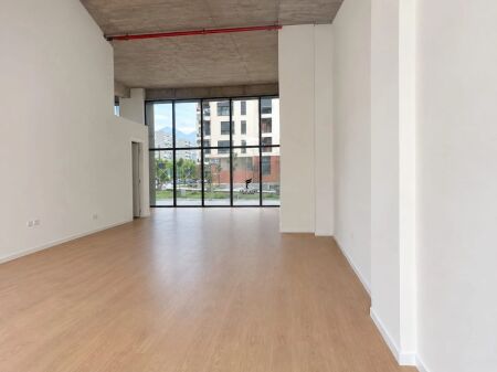 NEGOZIO IN AFFITTO 107 M2 DON BOSKO 180.000 LEKE FH-99976