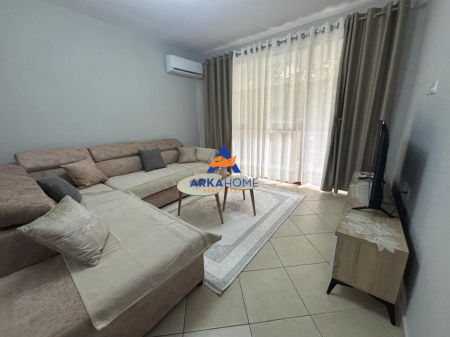JEPET ME QERA APARTAMENT 2+1+BALLKON "YZBERISHT" 55.000 LEKE
