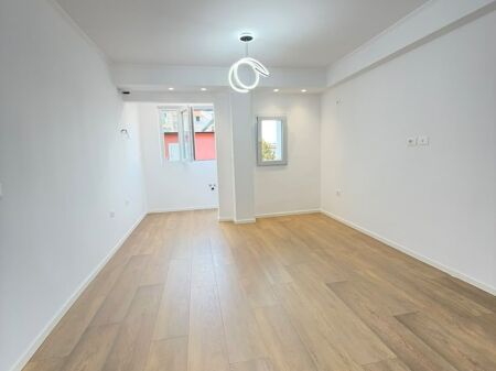 Appartamento 1+1 in vendita in via Kavajes, dietro il Concord Center, ID 5873.