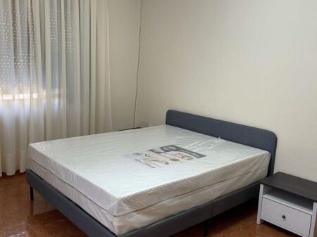 2+1 apartment for rent, Zogu i Zi