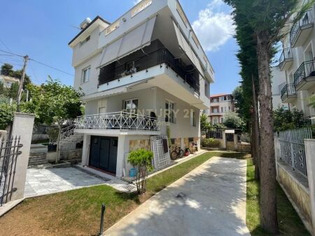 VILE ME QIRA PRANE KOMPLEKSIT TE VILAVE AMERIKANE! 2,500 € /Muaj