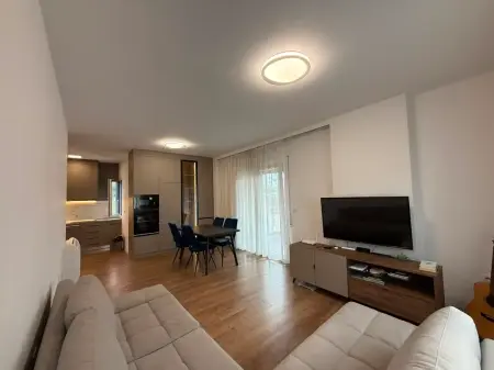 SHESIM APARTAMENT 2+1+2 TEK KODRA E DIELLIT!