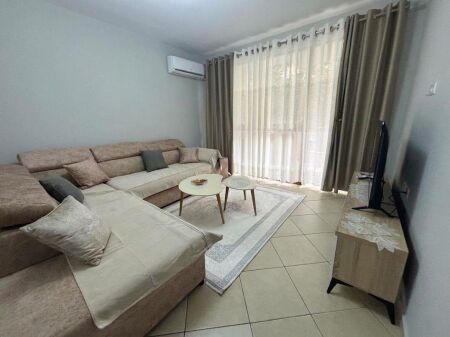 Apartament 2+1 + Ballkon me Qira – Astir !