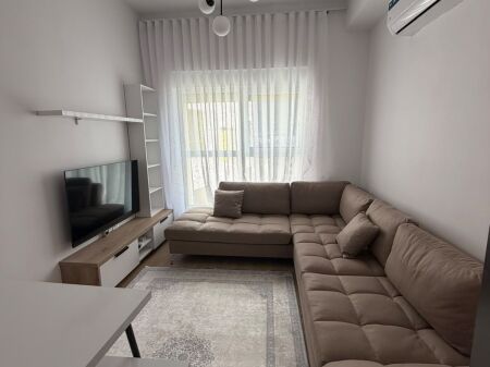 Apartament 1+1 me qira