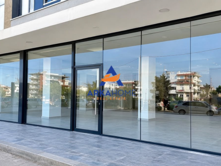 LOCALE COMMERCIALE IN AFFITTO 202 M2 "KAMËZ" 2020 EURO