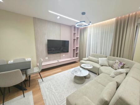 2+1 APARTMENT FOR RENT WITH PARKING SPACE – NEW MATERNITY HOSPITAL, TIRANA(530581009-80)