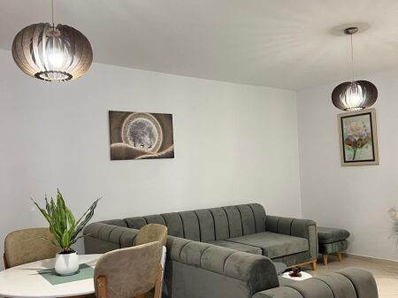 Appartamento 2+1 in Affitto a Kthesa e Kamzes (ID B2202167) Tirana