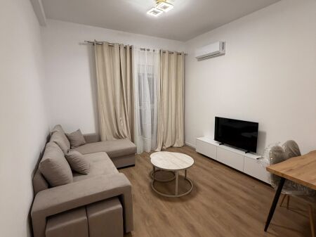Jepet me qira 1+1 rezidenca Kadiu/Ali Dem 45.000Leke