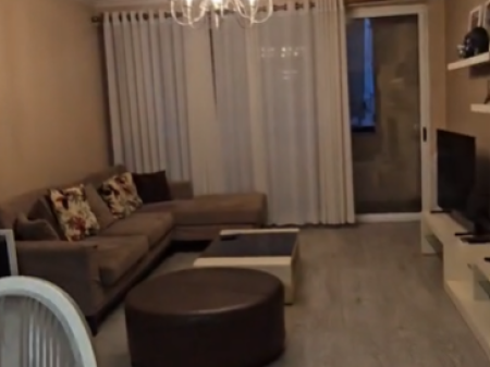 **JEPET ME QIRA APARTAMENT 2+1+2 – KOMUNA E PARISIT**