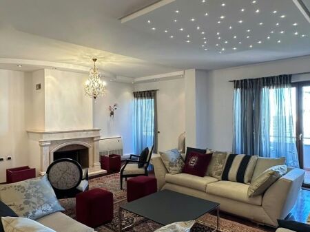 🏡 APPARTAMENTO 4+1+3 IN AFFITTO – BLLOK