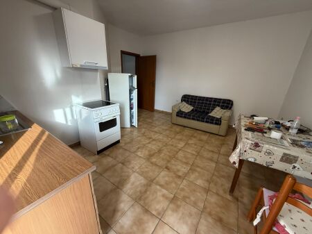 Apartment me qera 2+1 Rruga e Durresit