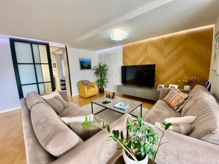 SUNRISE RESIDENCE TEG ,VENDIAMO APPARTAMENTO DI LUSSO 3+1+2+DEPOSITO