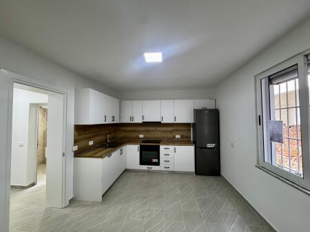 Apartament 2+1 bosh ne Myslym Shyr