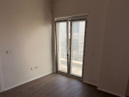 🏢 SHITEN 2 APARTAMENTE 1+1 – PORTA TIRANA E RE, SAUK