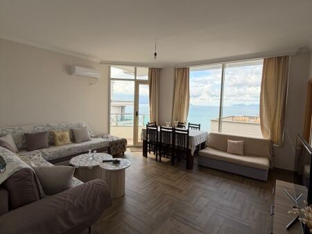 🏡🌊 QIRA AFATGJATË – APARTAMENT 2+1 NË VLORË! 🌊