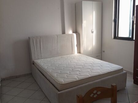 GARSONIERE 300 EURO VILAT GJERMANE